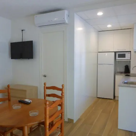 Apartment Rentalmar Delfos Playa *